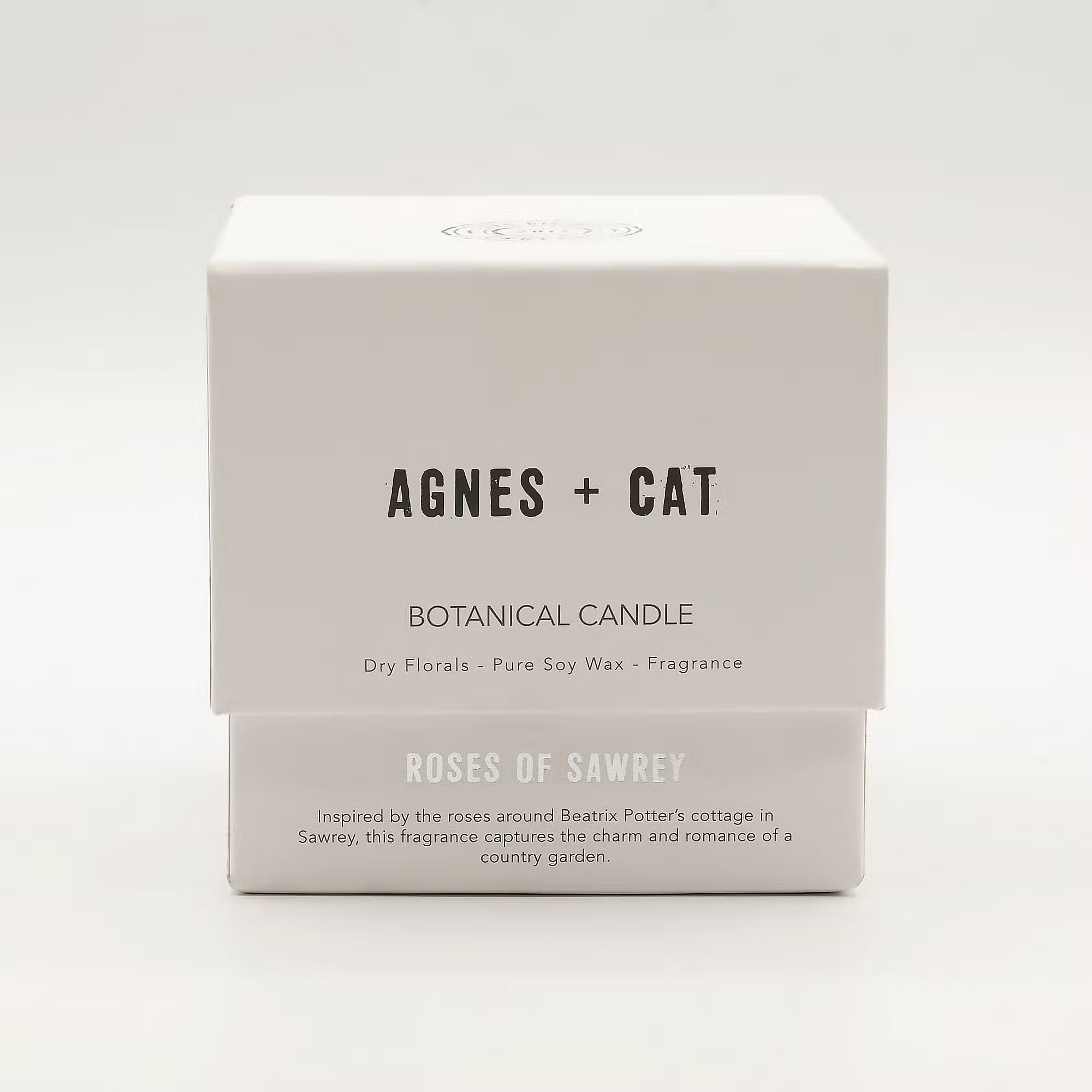 1x-agnes-cat-botanical-soy-wax-candle-roses-of-sawrey