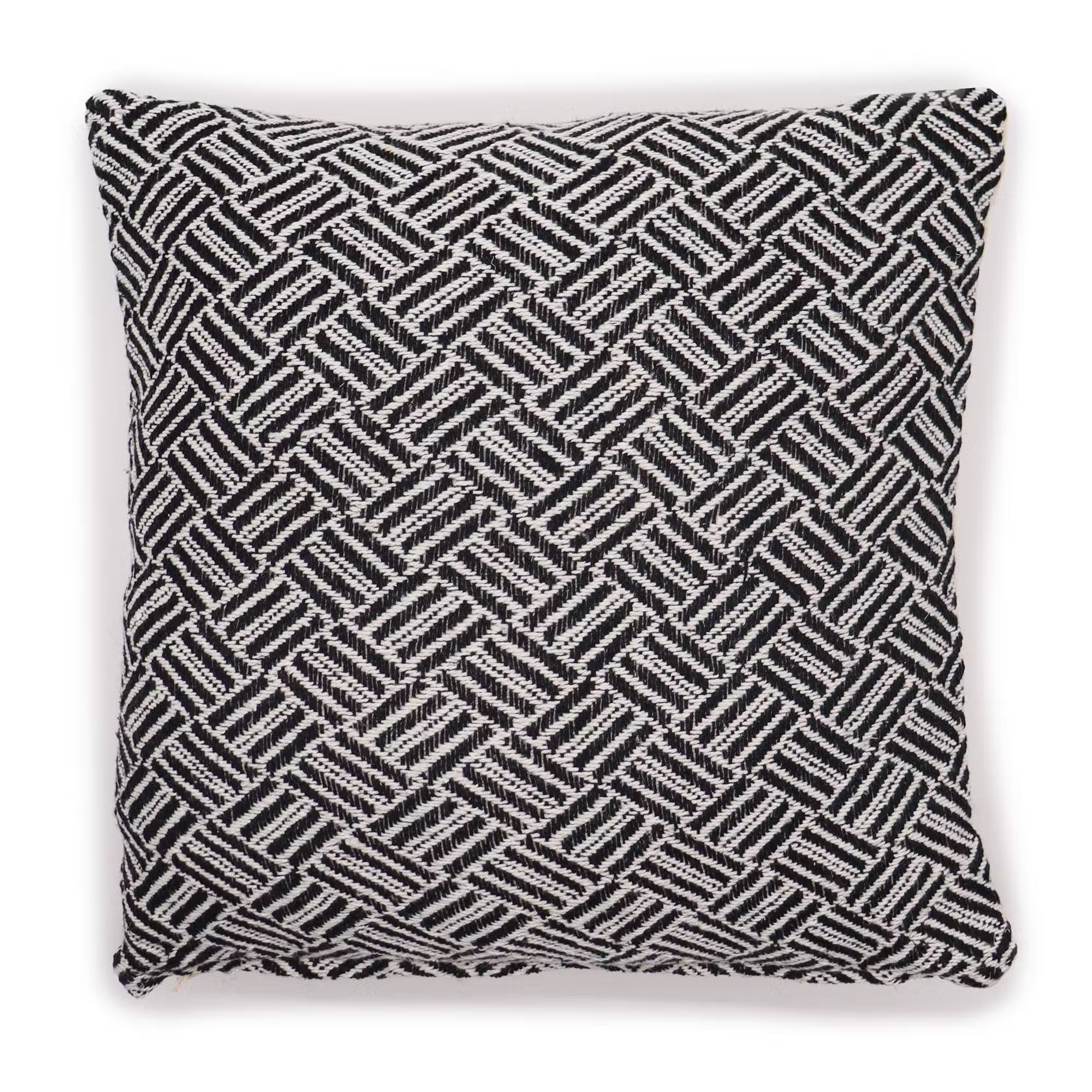 classic-cushion-cover-criss-cross-black-40x40cm