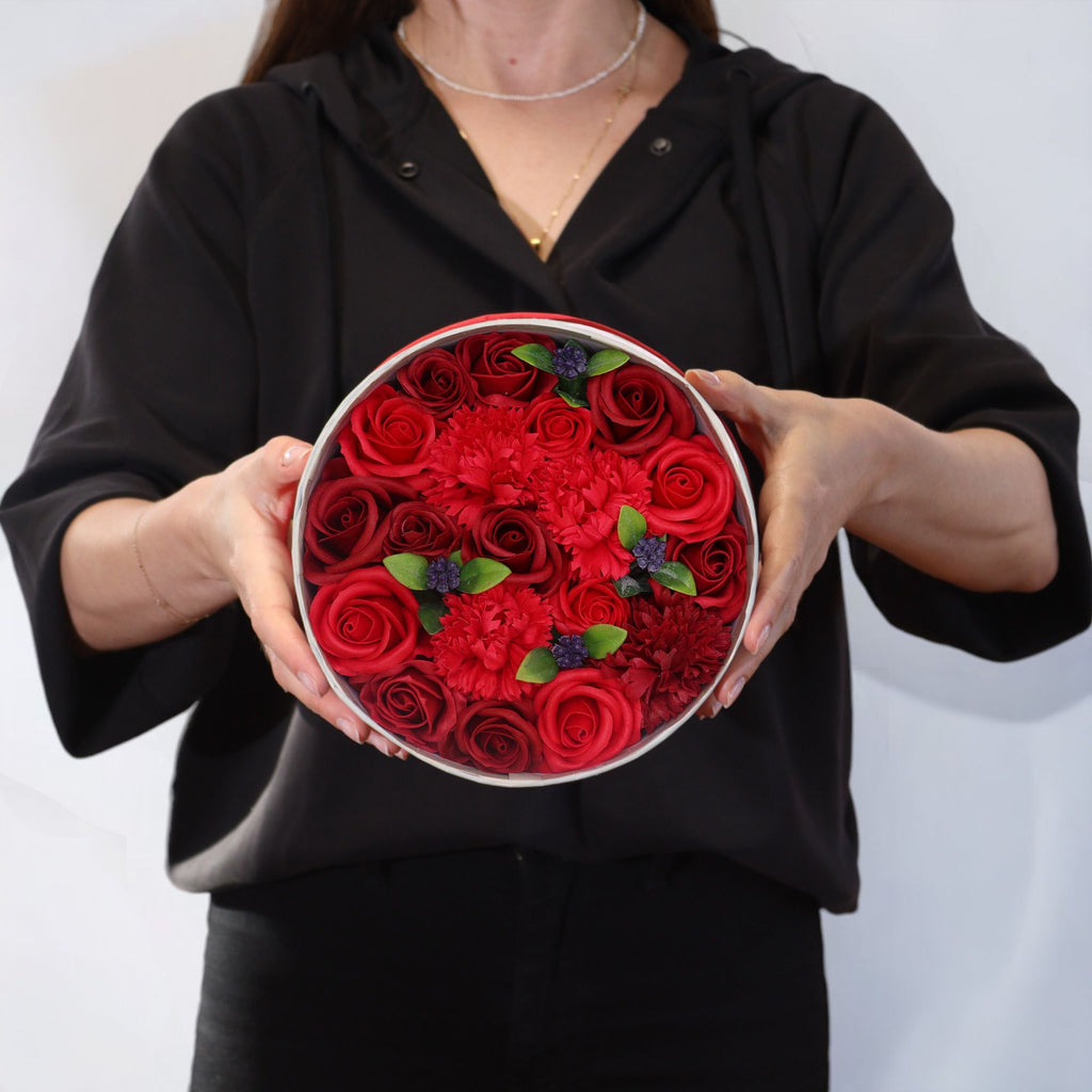 round-box-classic-red-roses763