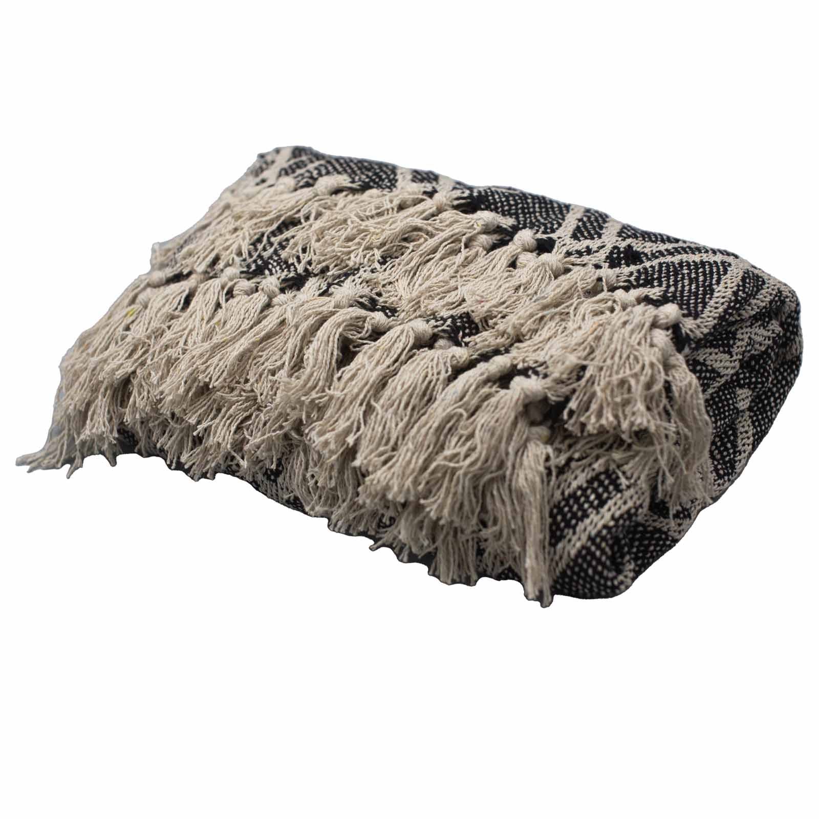 boho-comfort-throws-black-biege-regency738
