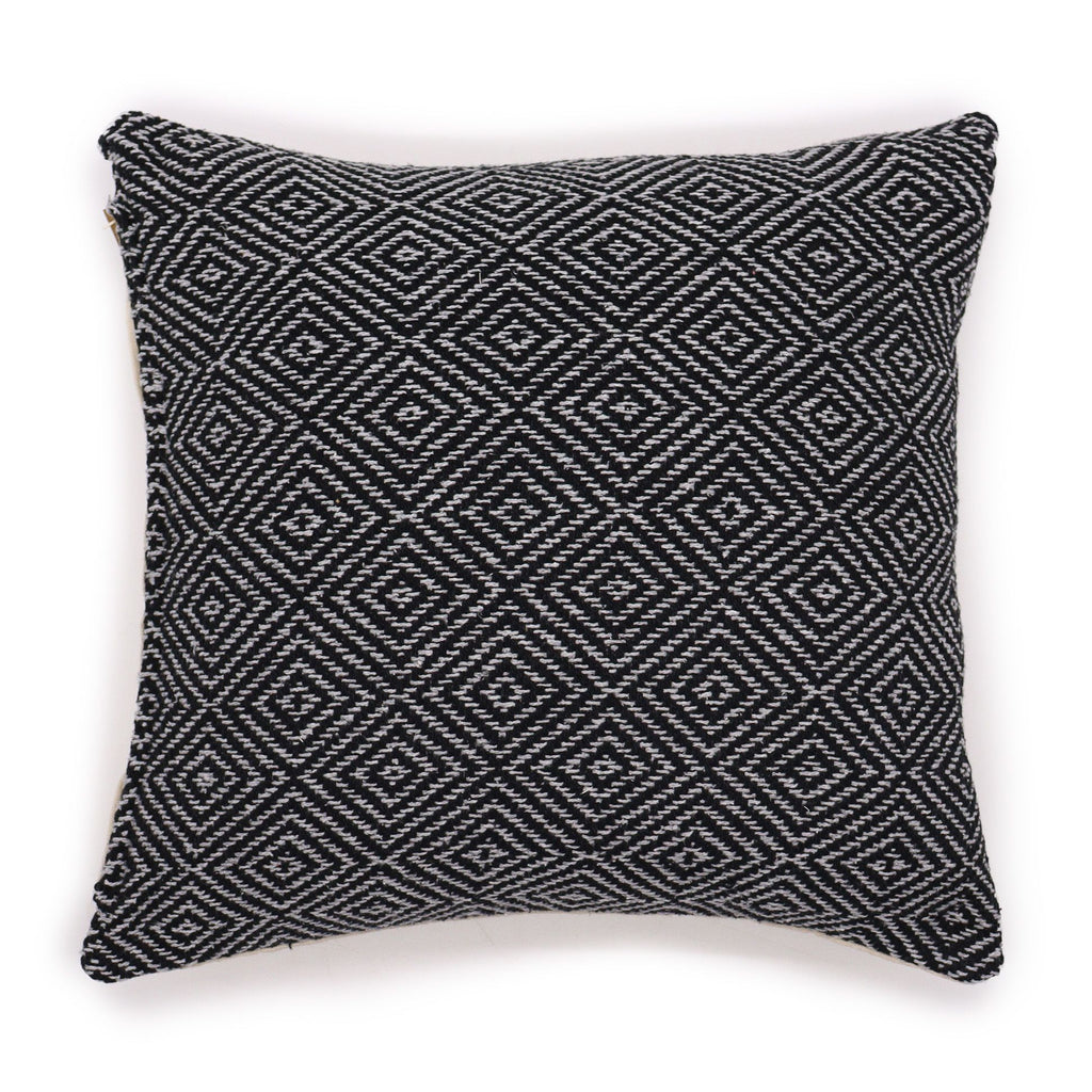 classic-cushion-cover-maze-black-40x40cm716