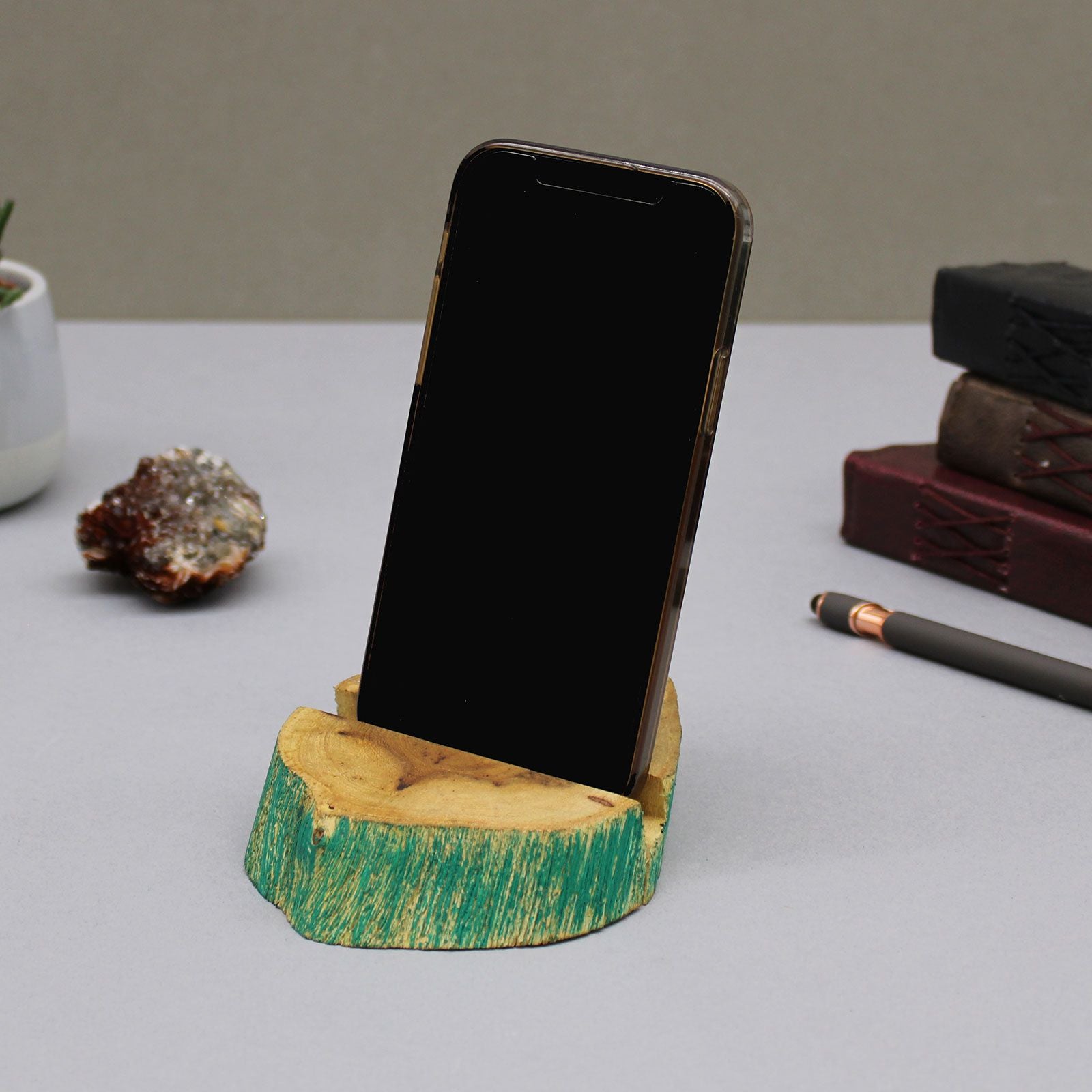 lrg-gamal-wood-phone-holder-greenwash401