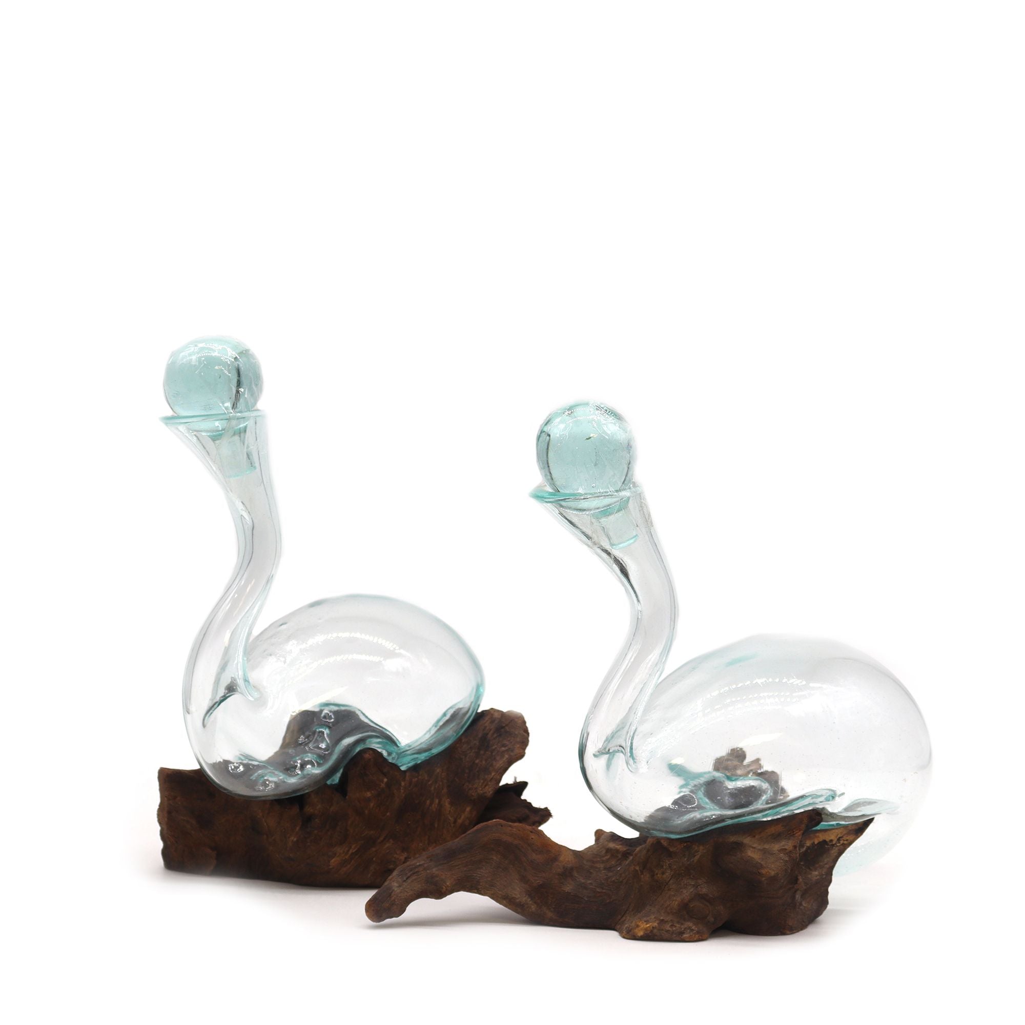 molten-glass-on-wood-wine-decanter313