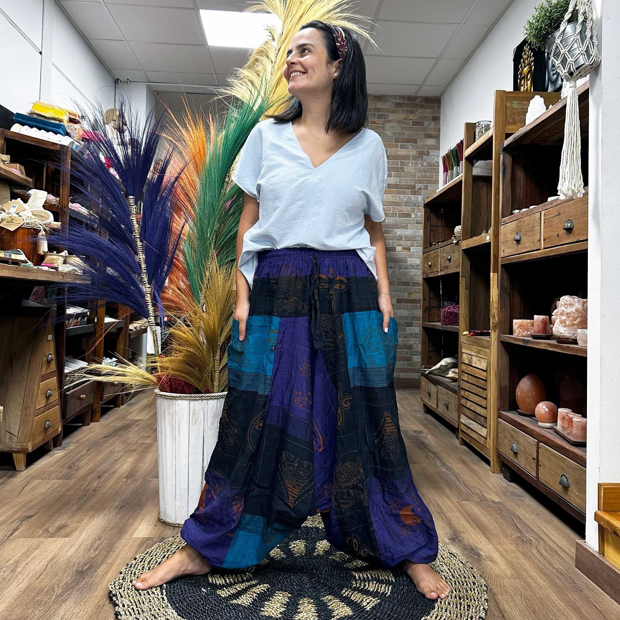 yoga-and-festival-pants-aladdin-himalayan-print-on-purple777