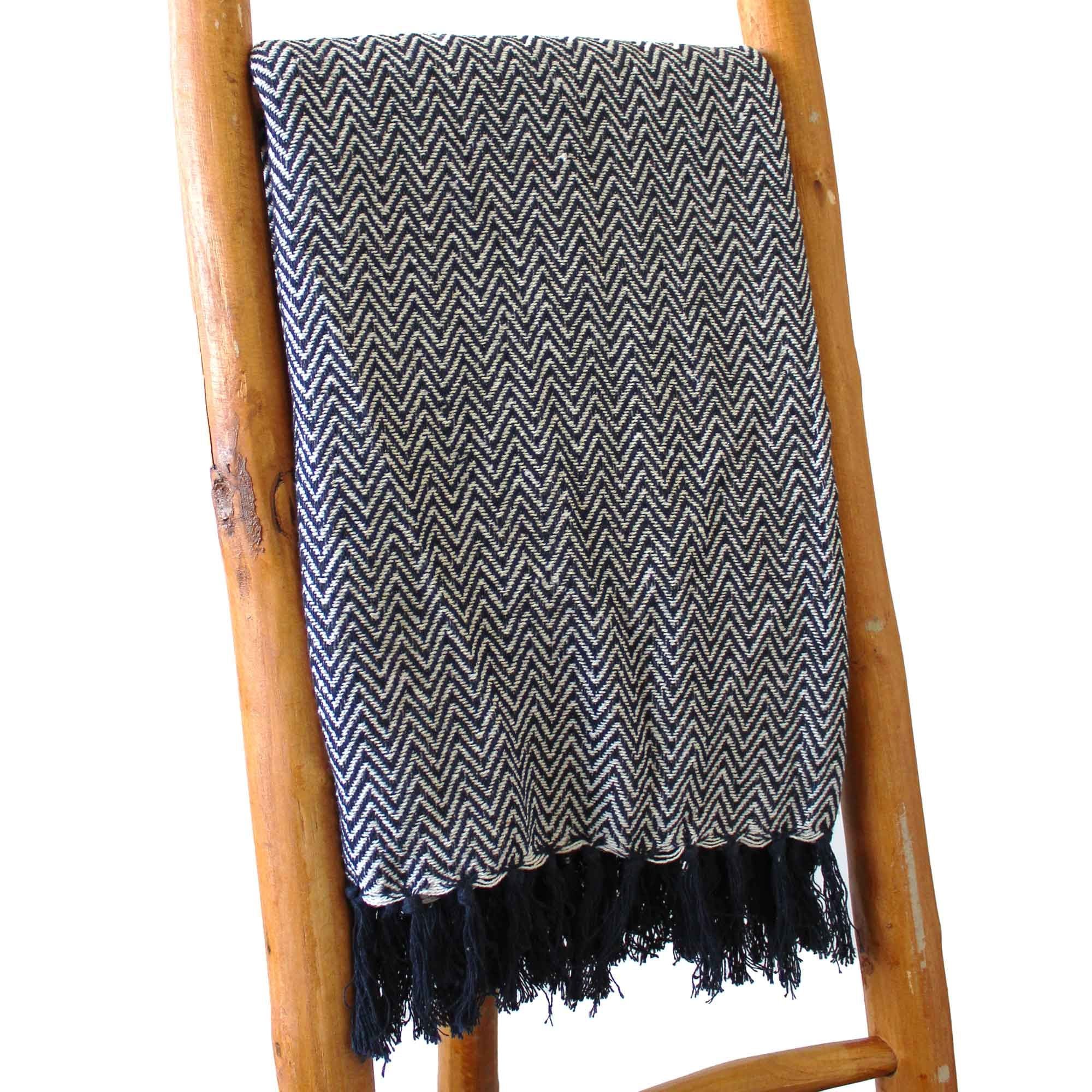 boho-comfort-throws-navy-zigzag742