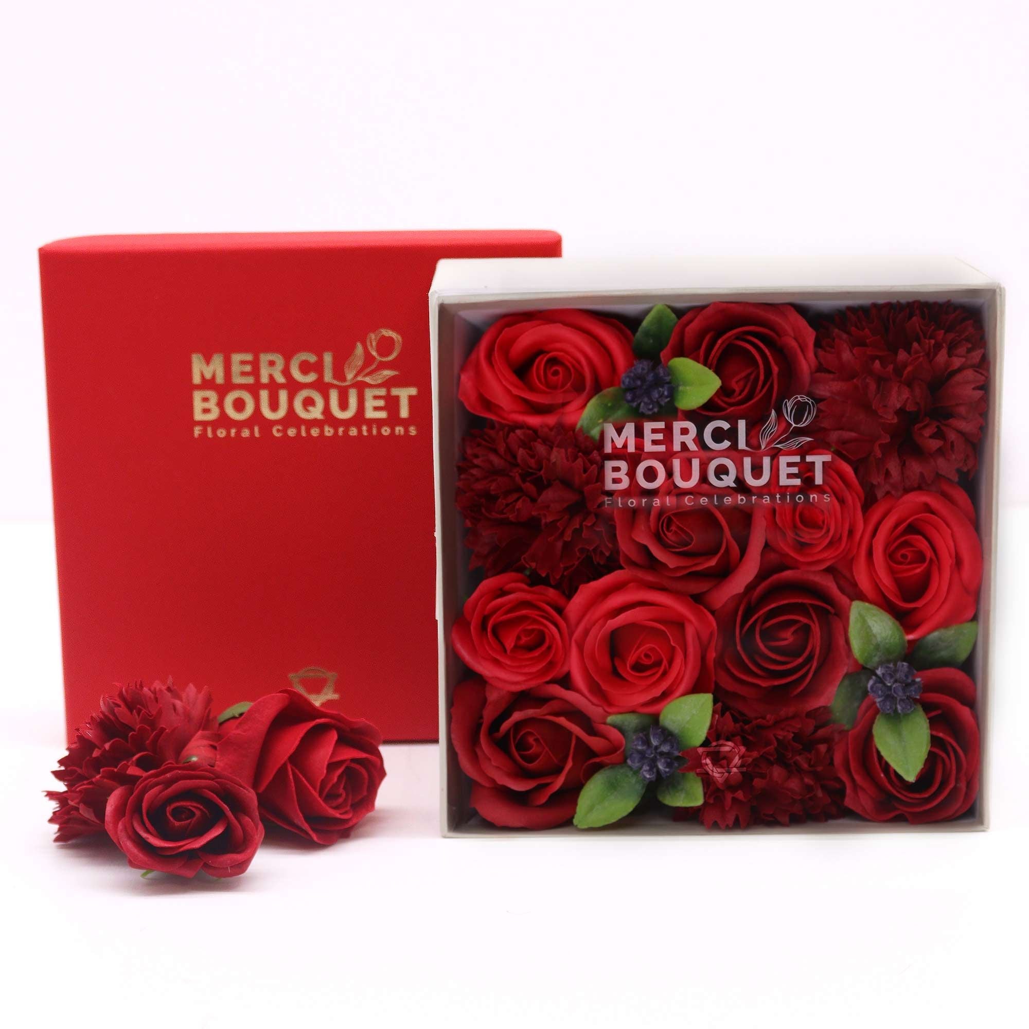 square-box-classic-red-roses749
