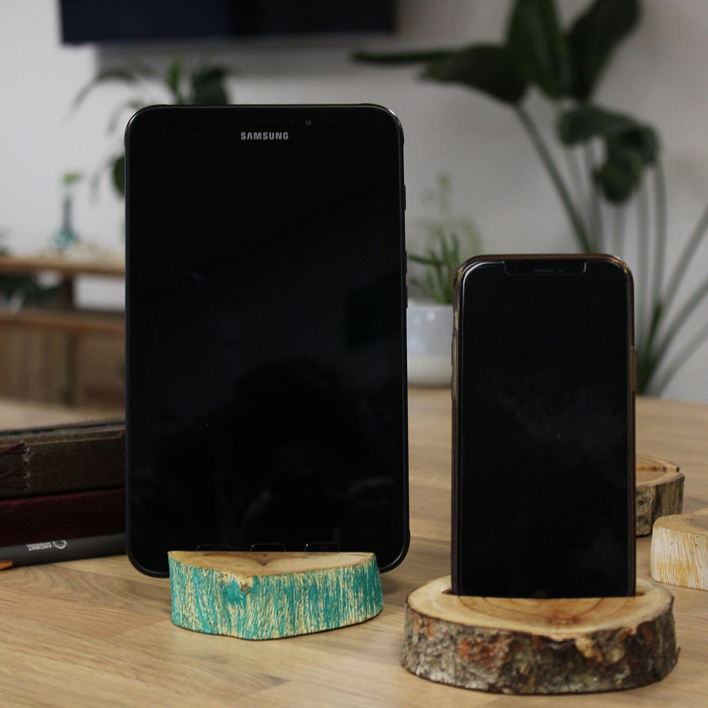 small-log-phone-holder-slot-natural639