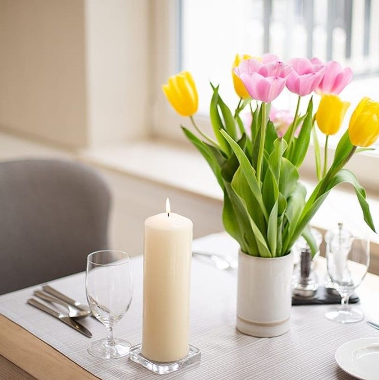 set-of-4-pillar-candles-40x80mm-ivory033