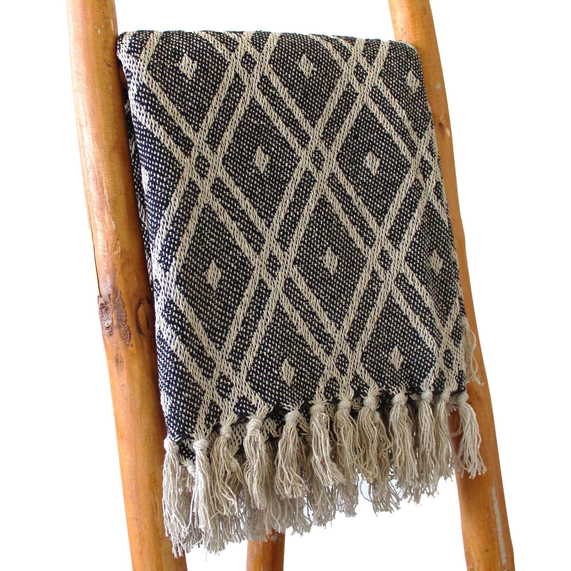 boho-comfort-throws-black-biege-regency738