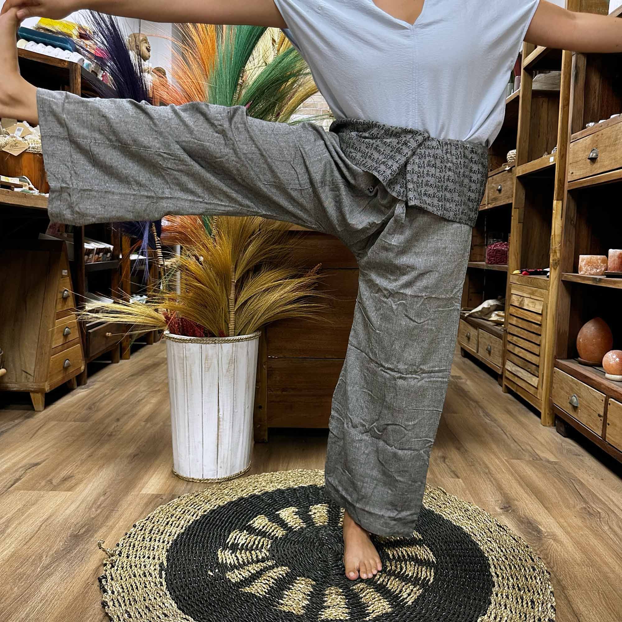 yoga-and-festival-pants-thai-fisherman-mandala-mantra-on-grey774