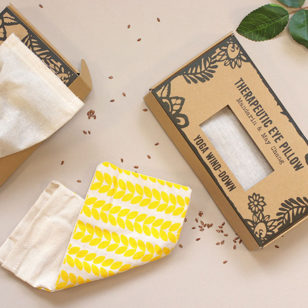 agnes-cat-eye-pillow-eyebag-refresh477