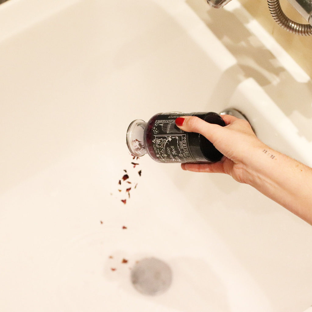 ancient-witch-bath-spell-potion-amethyst-crystal-amulet-seduction353
