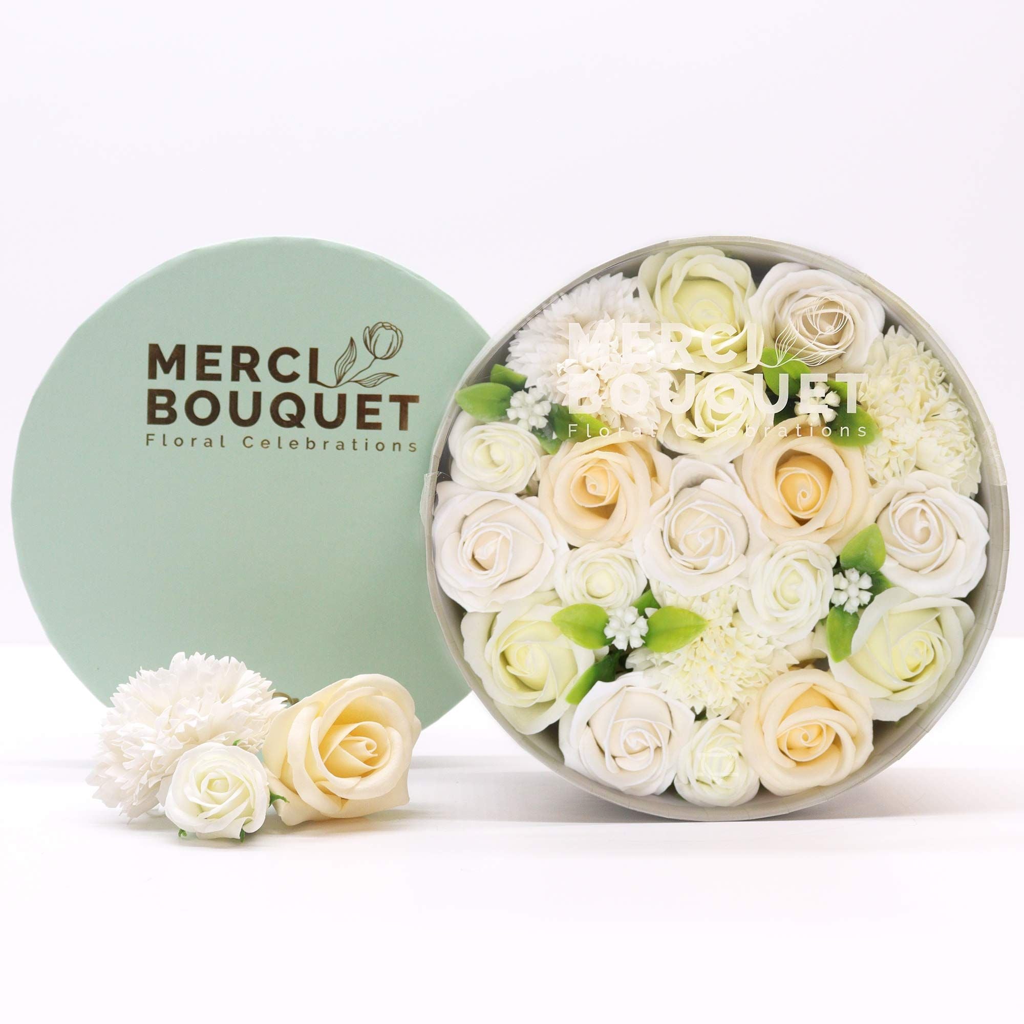 round-box-wedding-blessings-white-ivory755