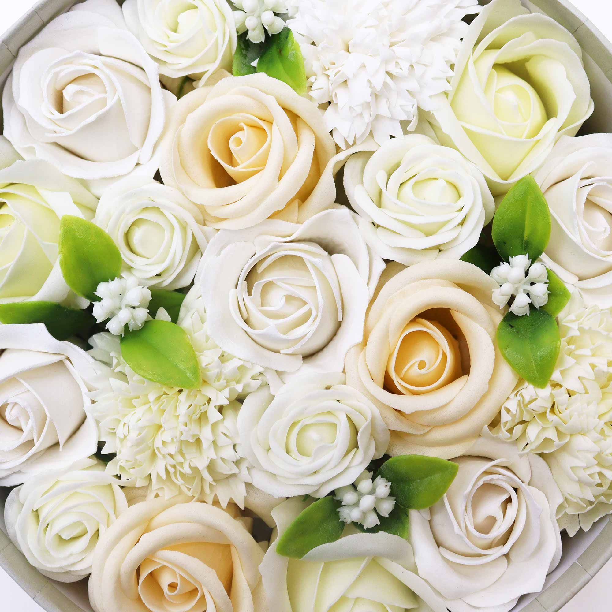 round-box-wedding-blessings-white-ivory755