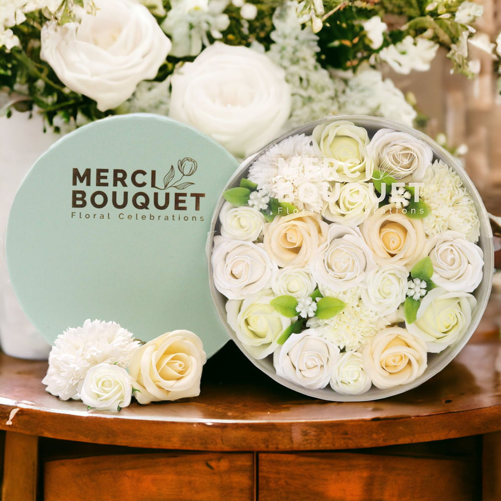 round-box-wedding-blessings-white-ivory755