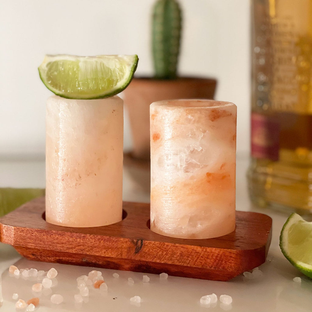 set-of-2-himalayan-salt-shot-glasses-wood-serving-stand305