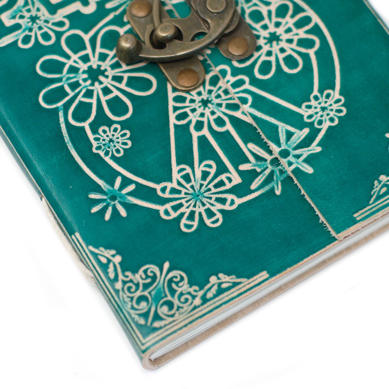 leather-green-peace-with-lock-notebook-7x5717