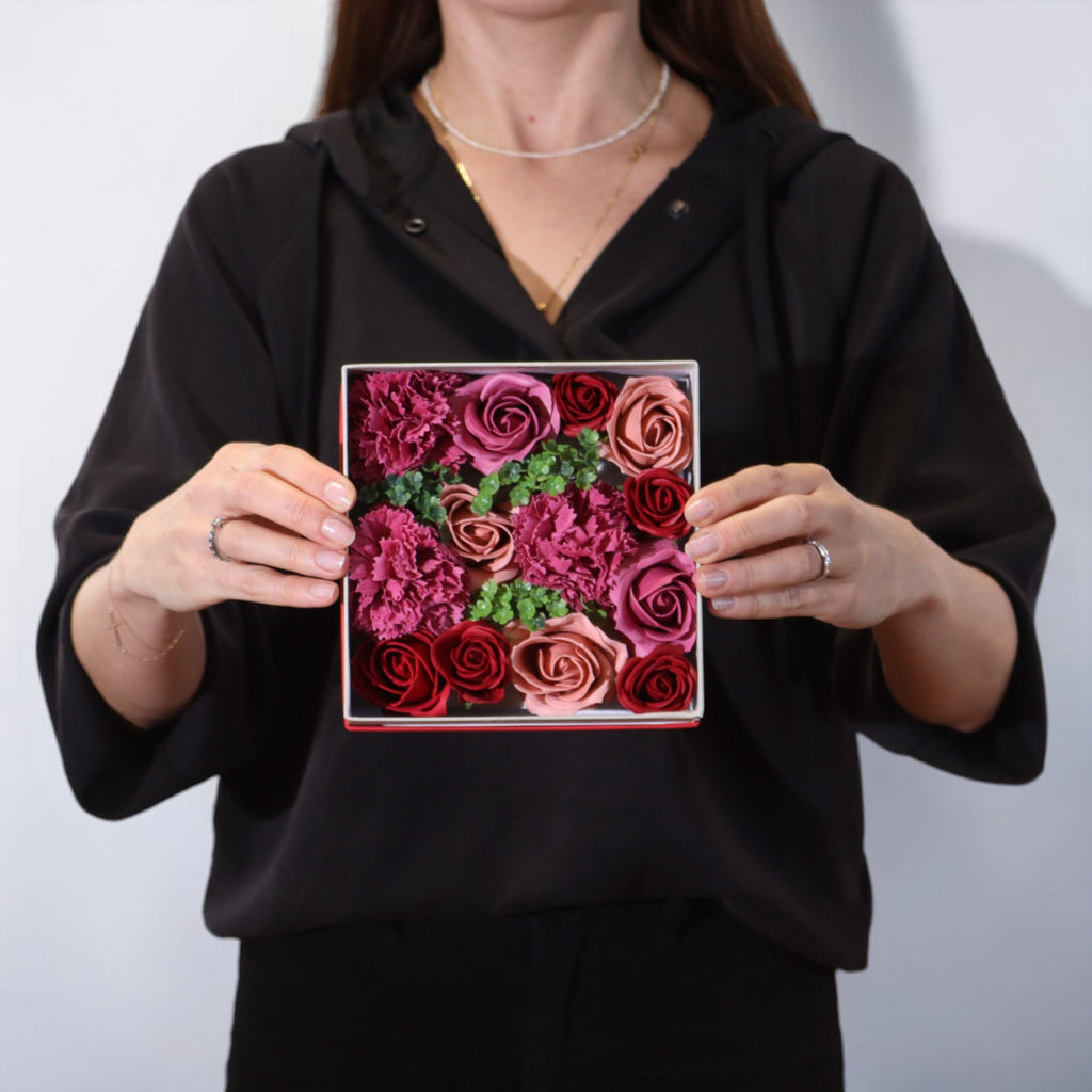 square-box-vintage-roses747